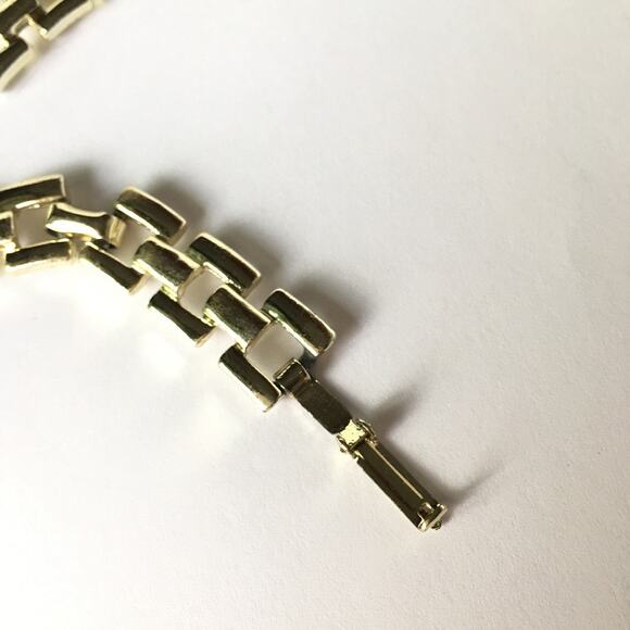Vintage gold tone open circle collar necklace - Picture 5 of 8